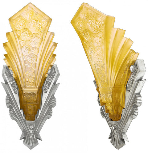 Martele-Style Single Sconce