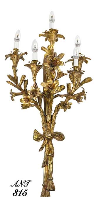 Neo-Rococo French candelabrum sconce