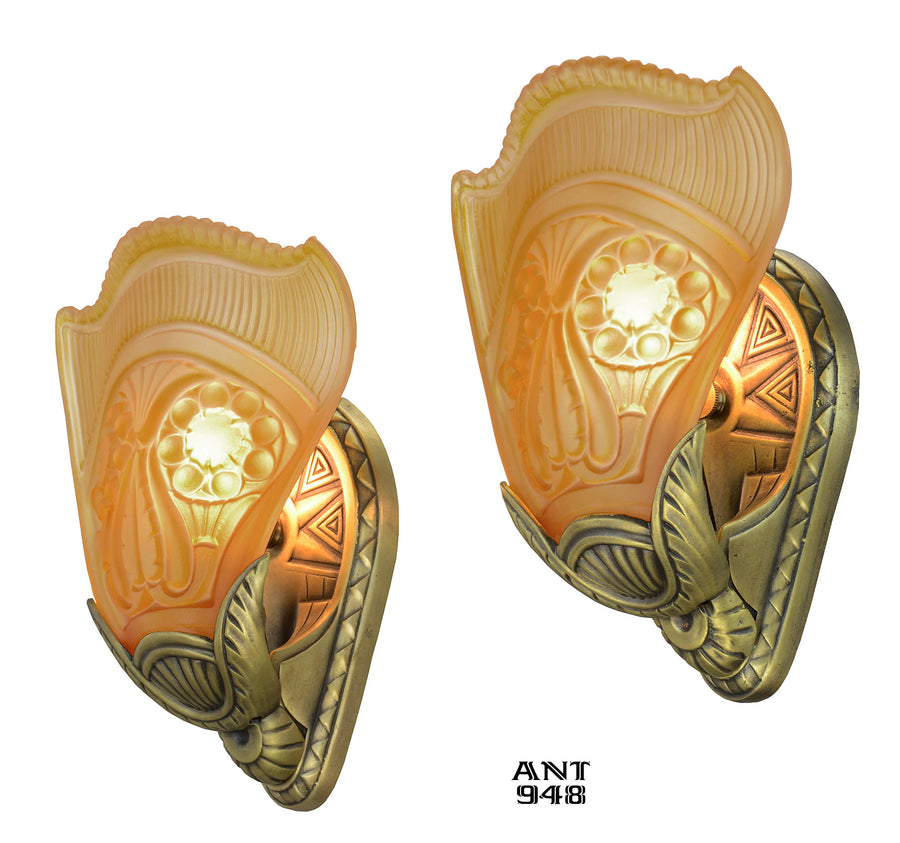 American Art Deco Pair of Outstanding Sconces by Lightolier