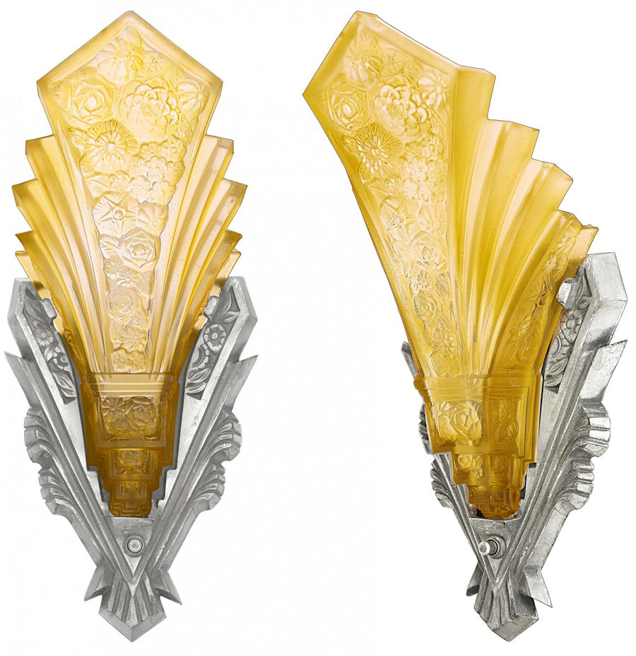 Martele-Style Single Sconce