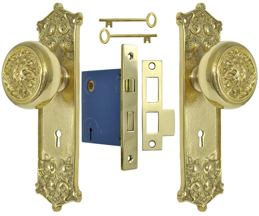 Victorian Scroll Pattern Door Plate Set with Fancy Scroll Design Doorknobs and Locking Keyed Mortise
